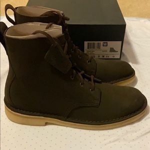 Clarks Desert Mali Peat Suede Boot